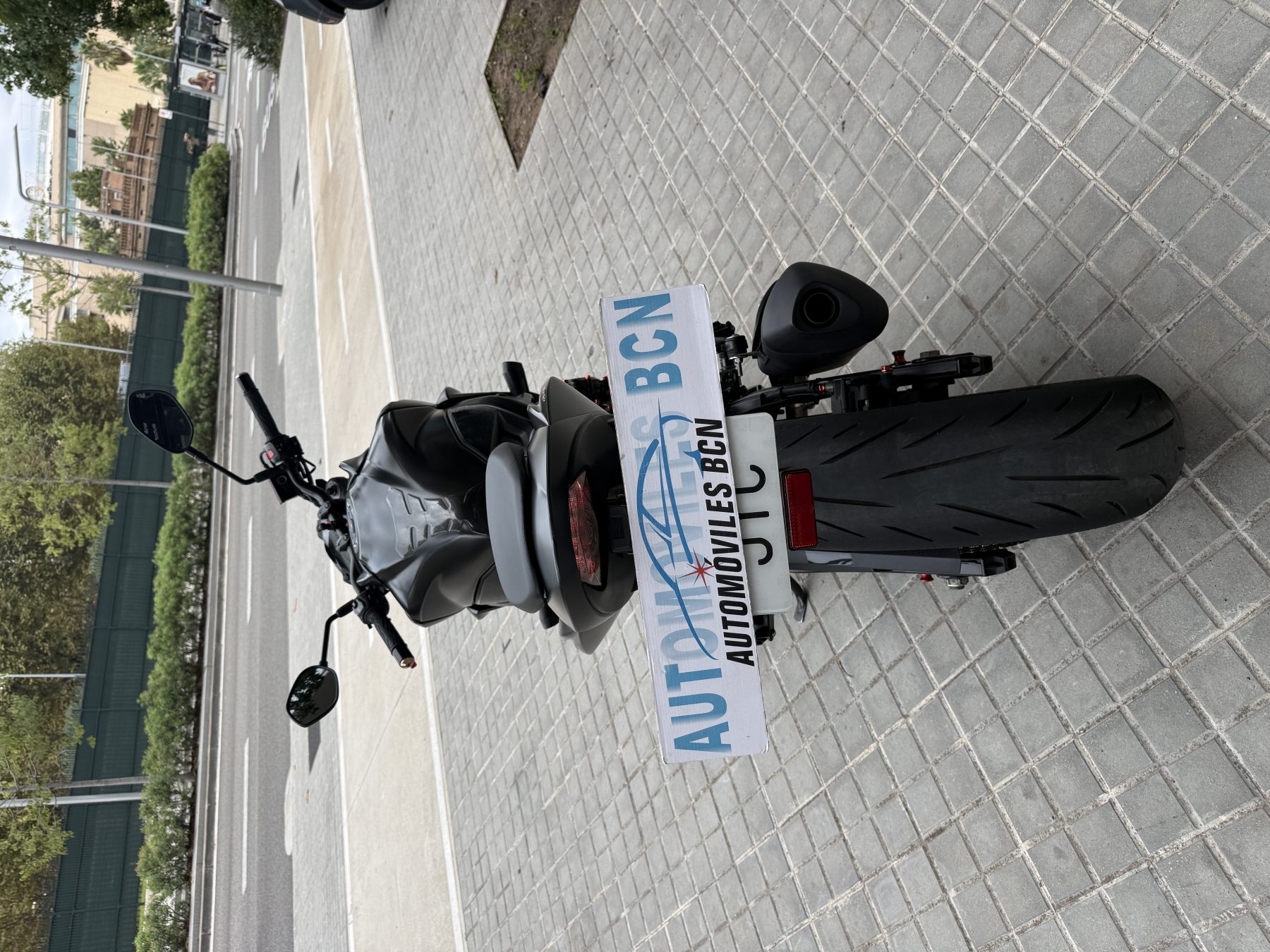 Suzuki GSX-S750